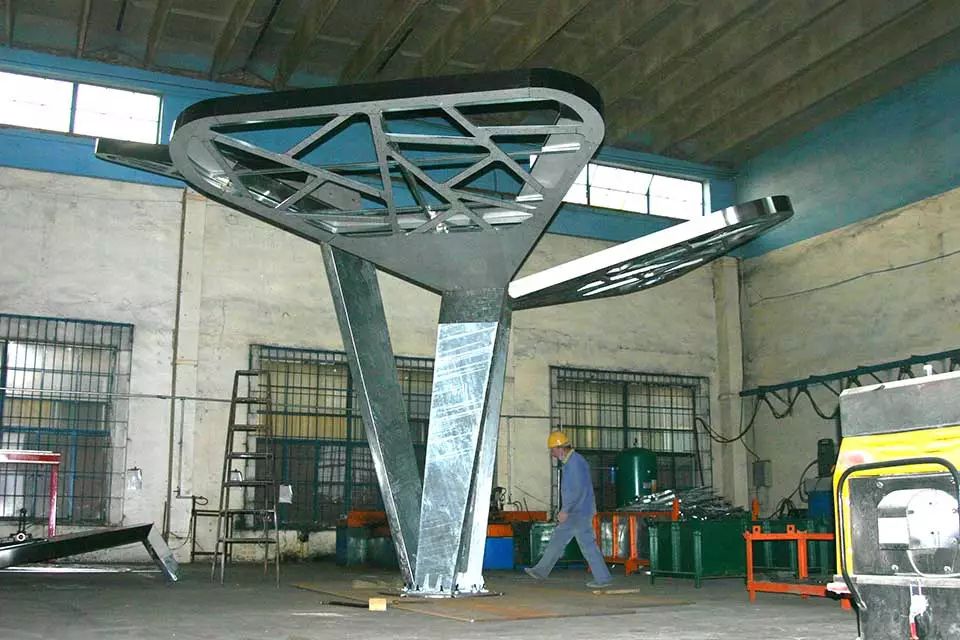 燈具試驗(yàn)組裝，確保安裝順利.webp.jpg